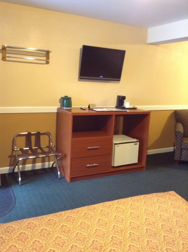 Briarcliff Motel - photo 6