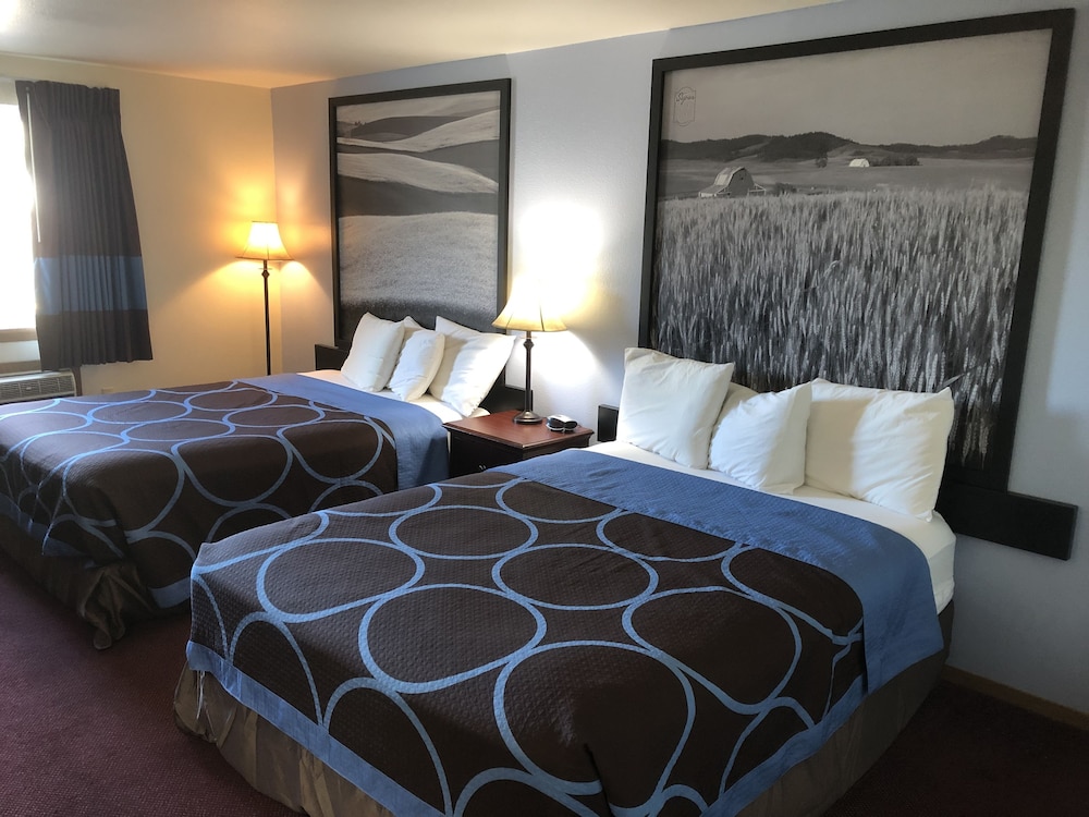 Super 8 by Wyndham Lewiston - photo 8