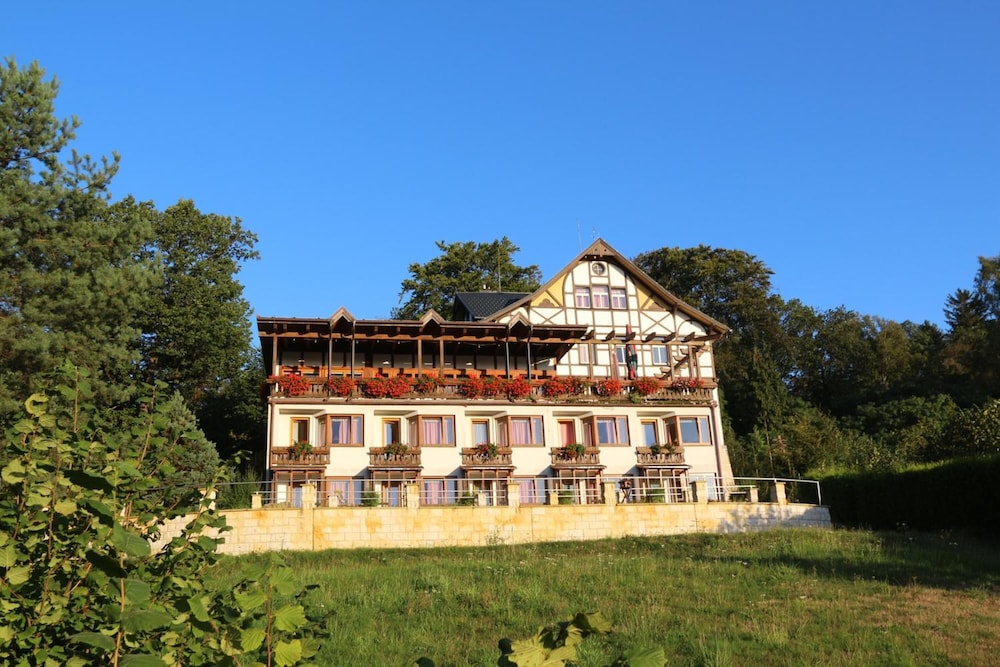 Panoramahotel Wolfsberg — hotel in Bad Schandau
