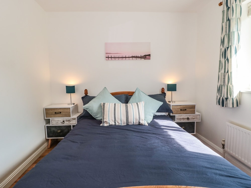 Tillys Cottage — Weston-Super-Mare — photo 5