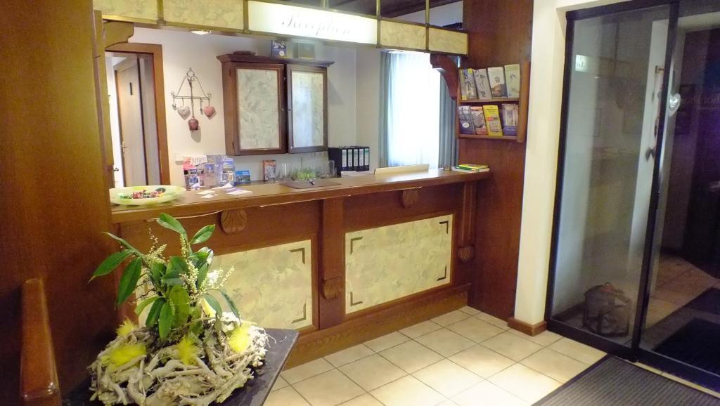 Landgasthof Hotel Pr ll — hotel in Eichstaett