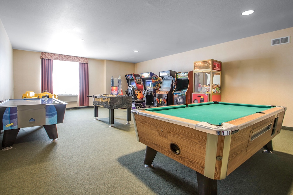 Cobblestone Suites Ripon - photo 37