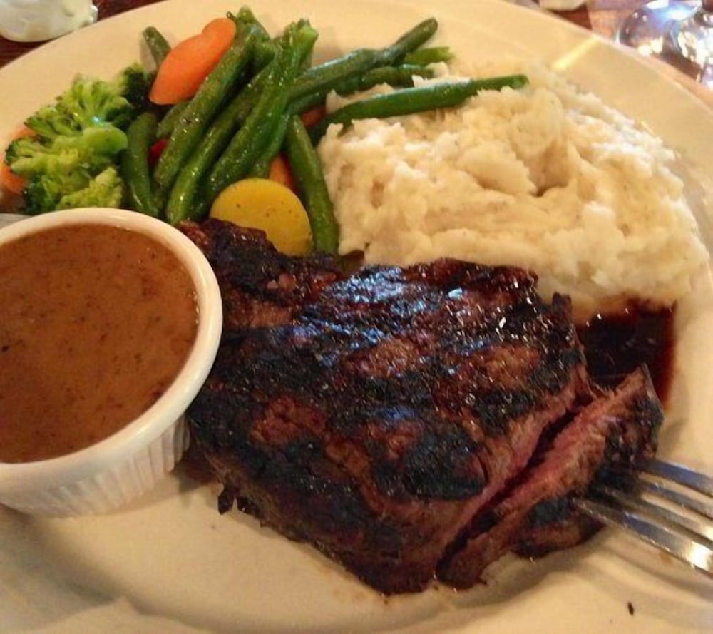 Colts Neck Inn Hotel - photo 34