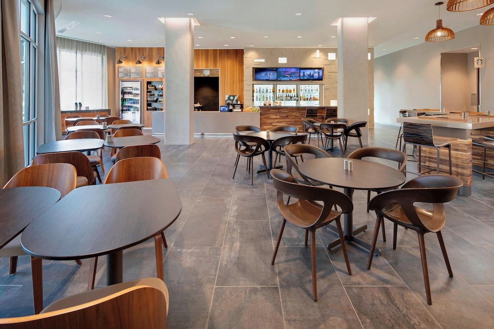 Courtyard by Marriott Atlanta Vinings Galleria - photo 46