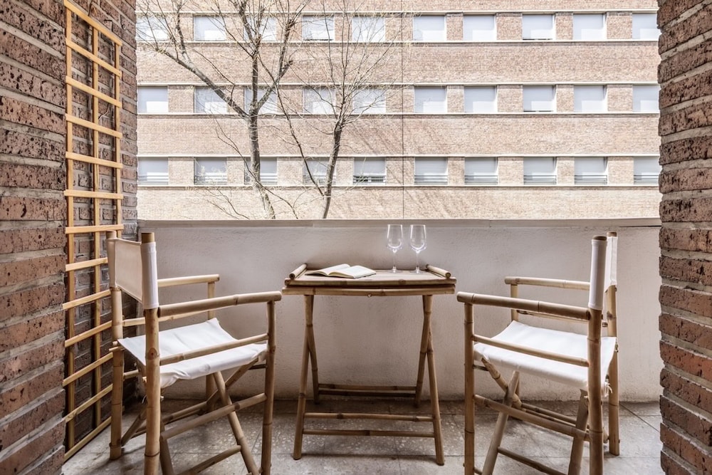 Kibale 3 Bedrooms in Chamber Madrid