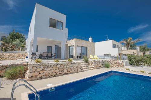 Esprit Villa 30