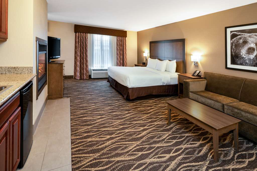 Best Western Plus Kalispell Glacier Park West Hotel & Suites - photo 14