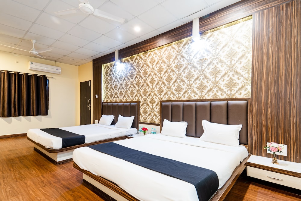 Narmada Hills Resort in Khandwa, India