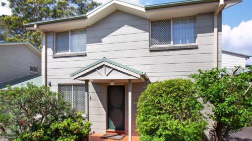 2 9 Yamba St Hawks Nest in Hawks Nest, Australia