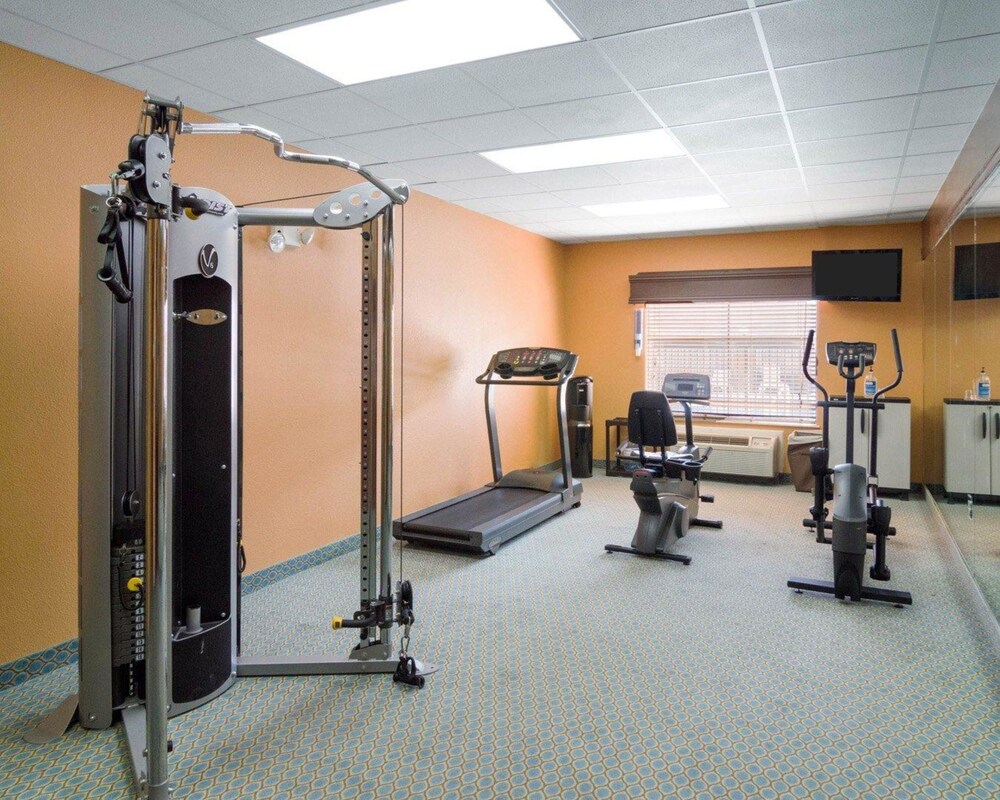 Springwood Suites Houston IAH Beltway 8 - photo 14
