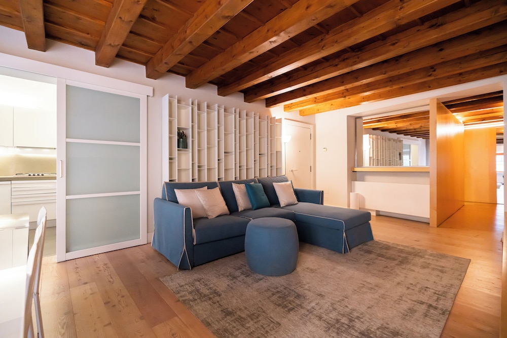 Residenza Balena — 4-Star Luxury Hotel in Verona, Italy
