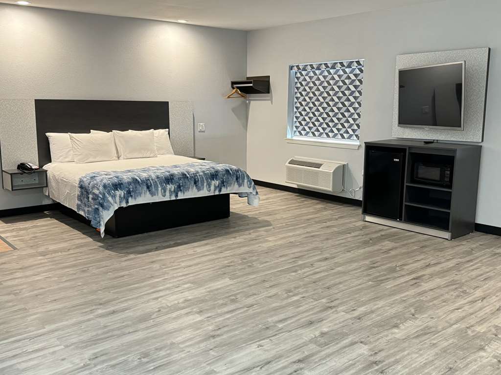 Americas Best Value Inn & Suites Haltom City Ft. Worth - photo 18