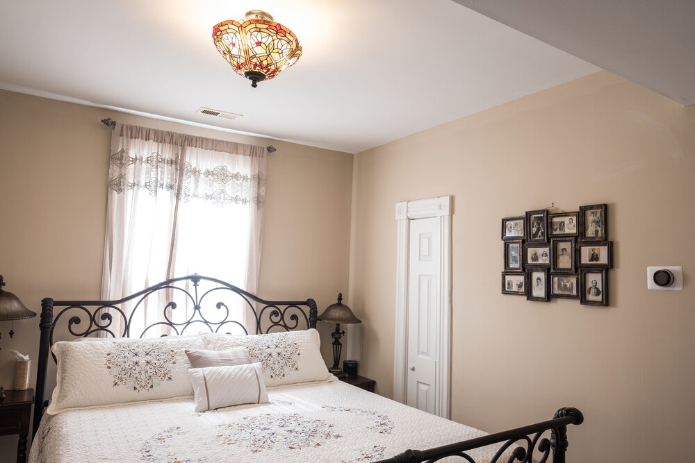 Dennison Street Inn Bed & Breakfast - photo 10