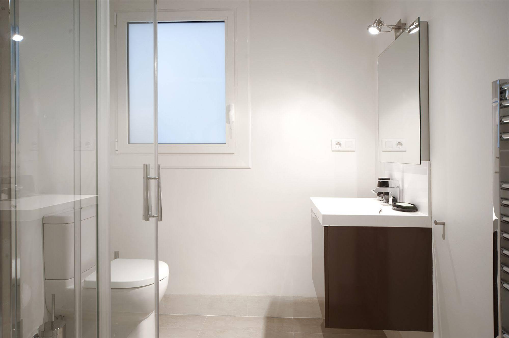 You Stylish Business Apartments — 4-Star Luxury Hotel in Barcelona, Spain