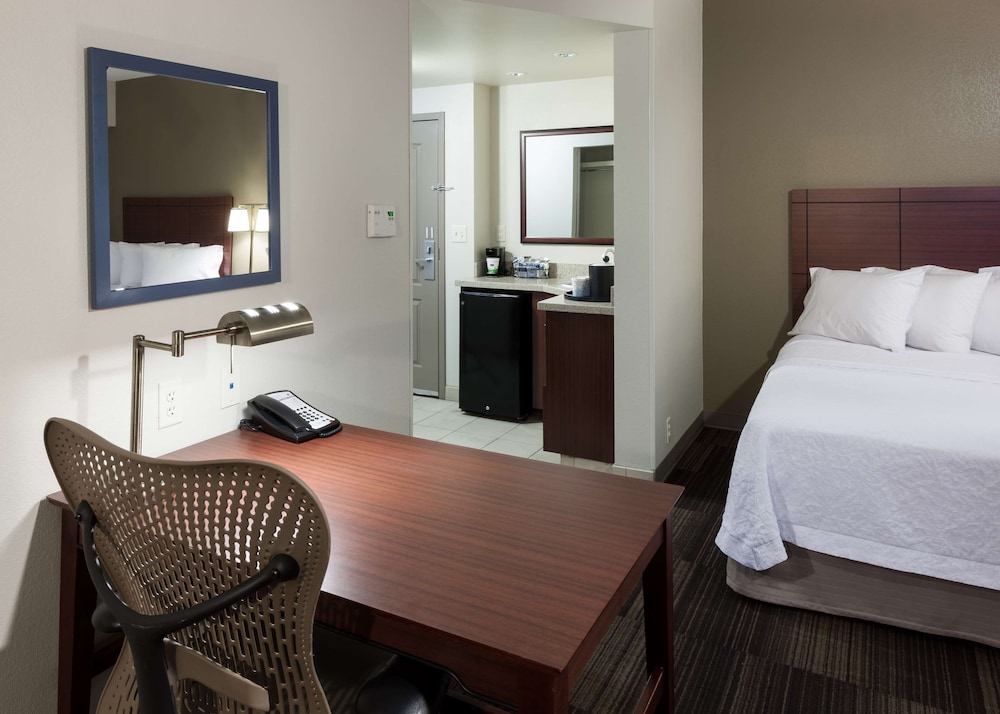 Hampton Inn & Suites Boise Downtown - photo 16