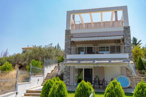 Villa Brezza Di Mare Agios Stefanos Volos — 4-Star Luxury Hotel in Volos, Greece