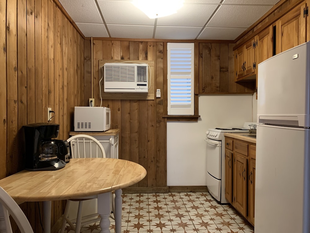 Vineyard Harbor Motel Private Beach - photo 264