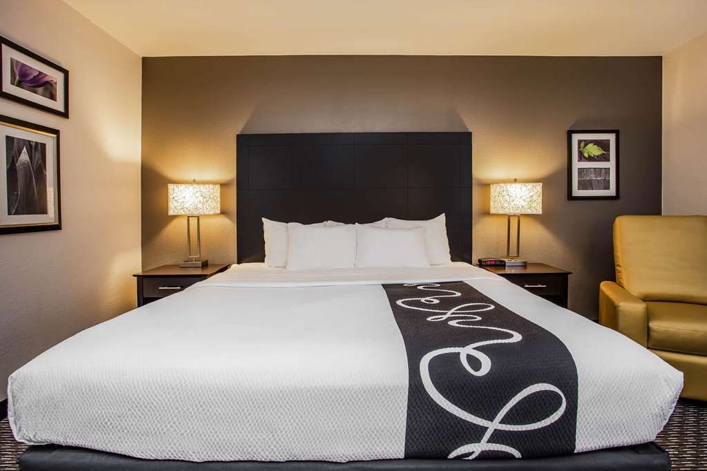 La Quinta Inn by Wyndham Oshkosh - photo 48