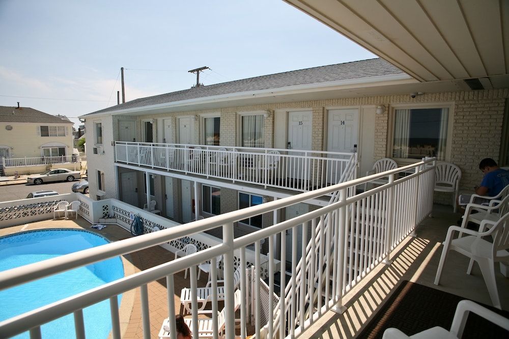Luna Mar Motel - photo 15