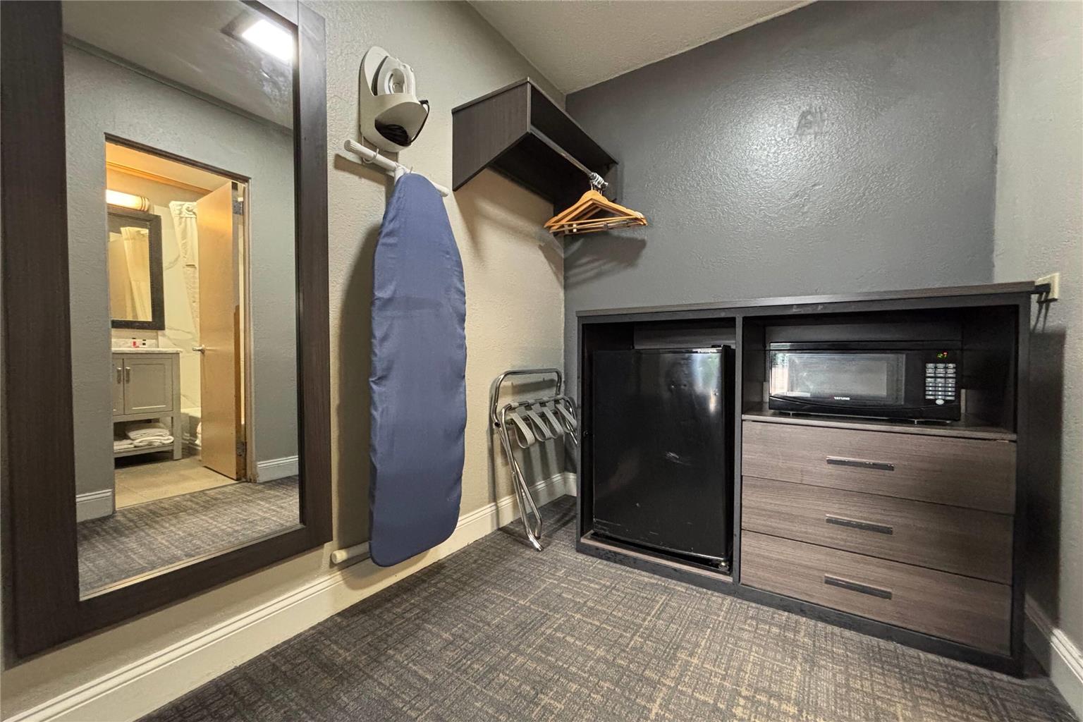 Super 8 by Wyndham Belleville St. Louis Area - photo 14