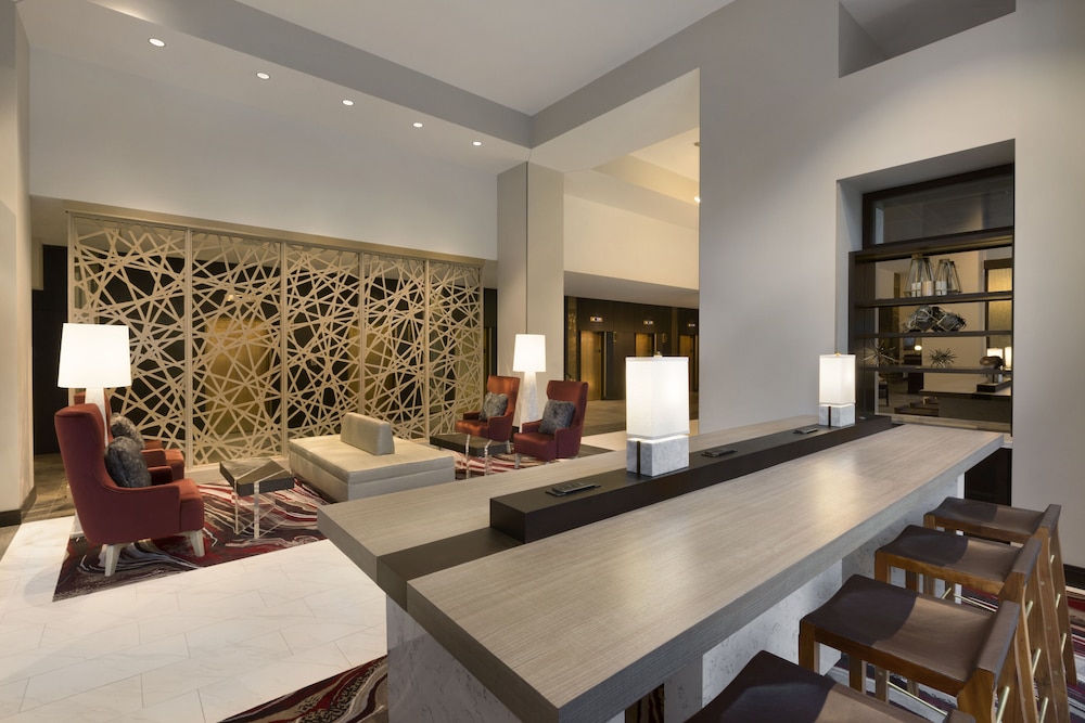 Embassy Suites by Hilton Minneapolis Downtown - photo 7