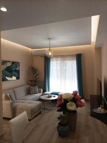 Calypso — 4-Star Luxury Hotel in Athens, Greece