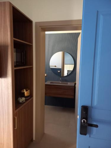 Frontemare Appartamenti e Camere ELISABETTA — 4-Star Luxury Hotel in Cesenatico, Italy