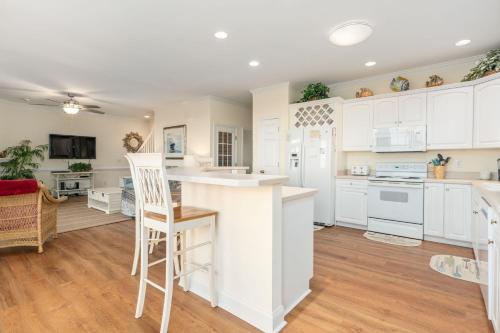 Cox Landing by Oak Island Accommodations - photo 19