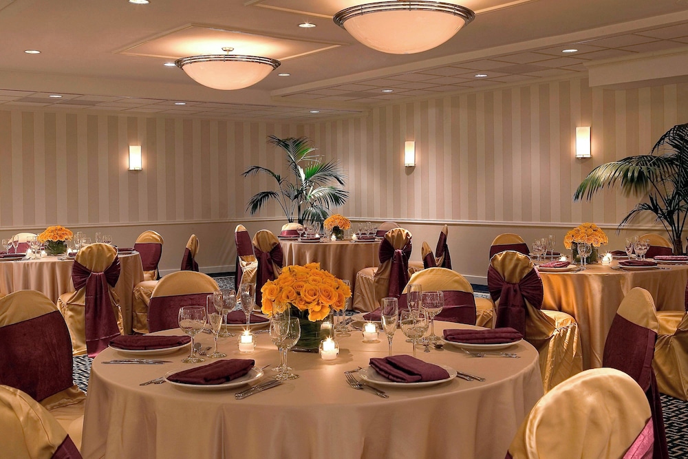 Four Points by Sheraton Wakefield Boston Htl&Conference Cntr - photo 38