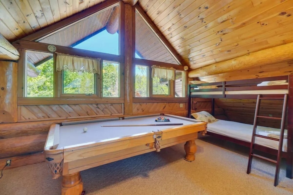 Mammoth Views 2 Bedroom Cabin by Heavenly Views Resort - photo 17