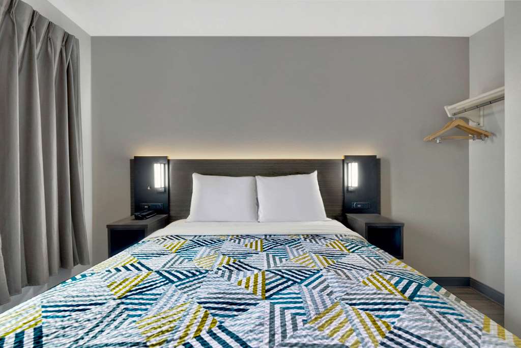 Motel 6 Marble Falls TX - photo 17