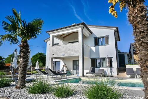 Sunshinewilla Com Amazing Sea View Private Pool 4 Bedrooms 3 Bathrooms Workout in Kastelir, Croatia