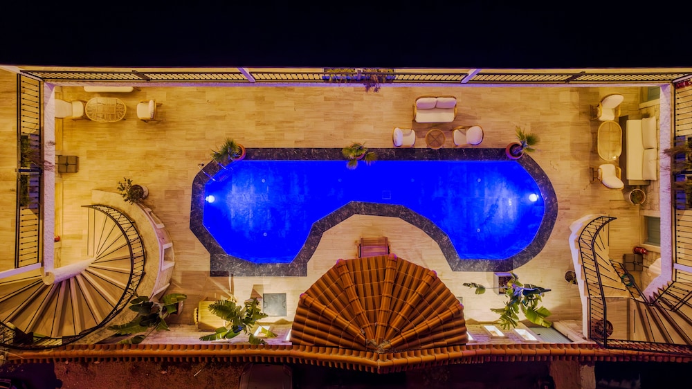 Avlu Alaçatı Boutique Hotel — Alacati — photo 2
