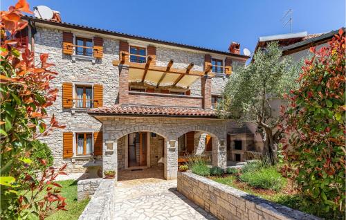 Nice Home In Medulin With Wifi — 4-Star Luxury Hotel in Medulin, Croatia