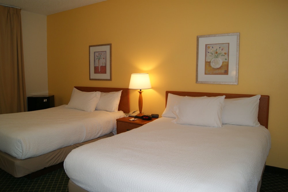 Baymont by Wyndham Coon Rapids - photo 15