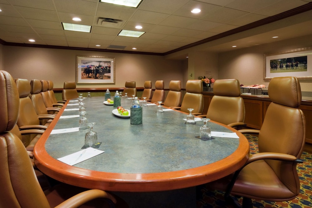 Embassy Suites by Hilton Lexington UK Coldstream - photo 63