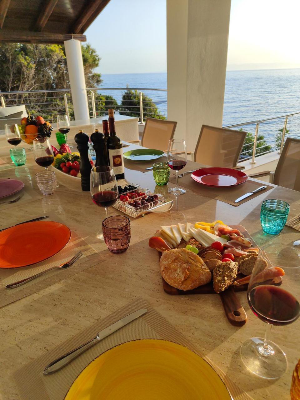 Villa Bella — 4-Star Luxury Hotel in None, Italy