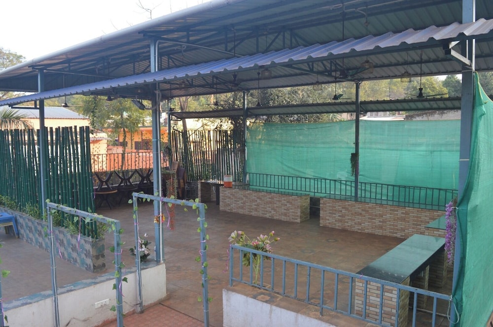 Hotel Aadhar Barbil in Barbil, India