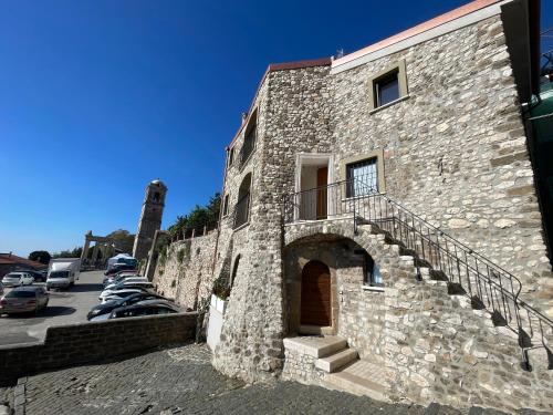 Numero 33 — 4-Star Luxury Hotel in Cori, Italy