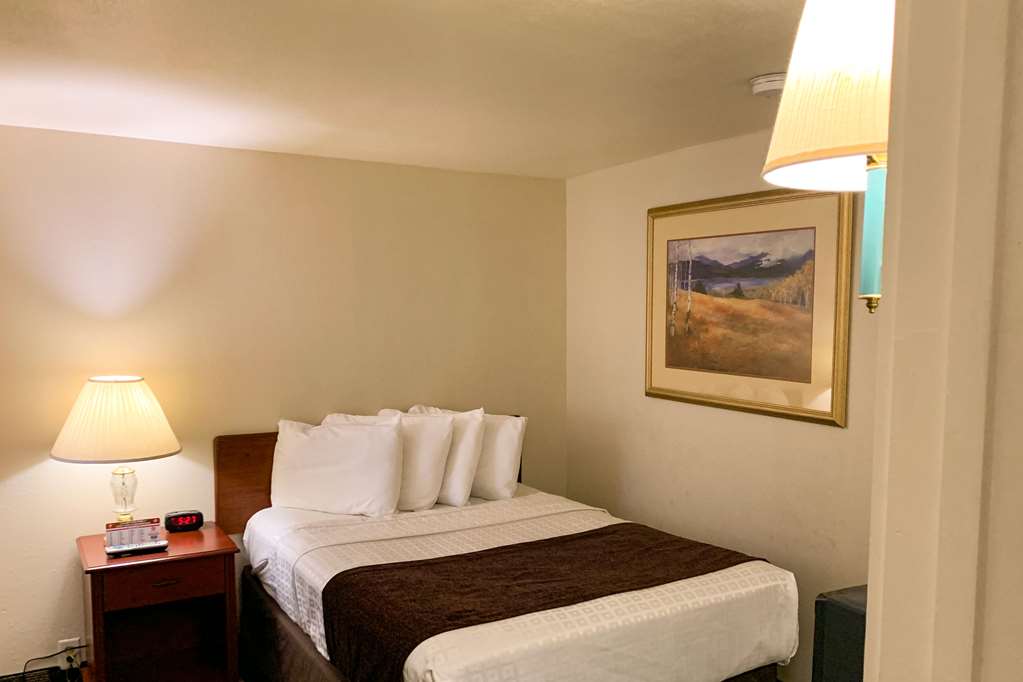 Rodeway Inn & Suites Sheridan - photo 4