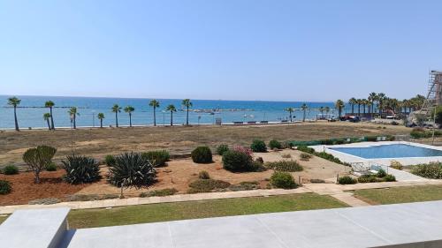 Julie's beach house — 4-Star Luxury Hotel in Voroklini, Cyprus