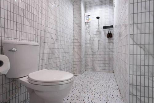A3 Large Room Full Facilities
