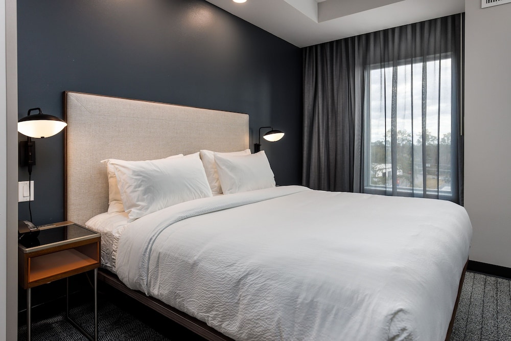 Courtyard by Marriott Pensacola I 10 West - photo 8