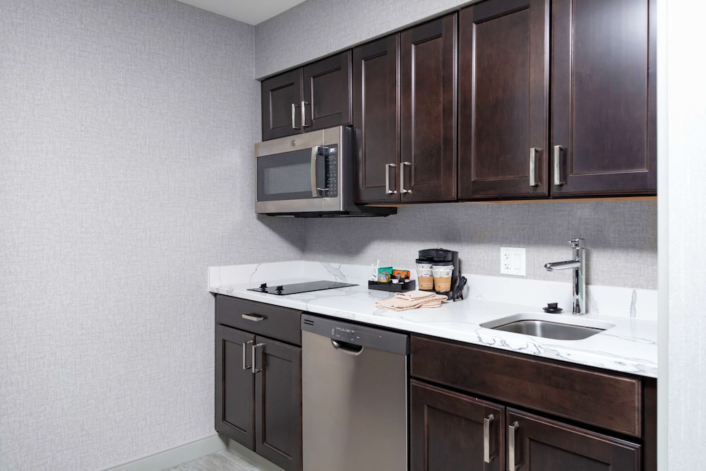 Homewood Suites by Hilton Phoenix Airport South - photo 13