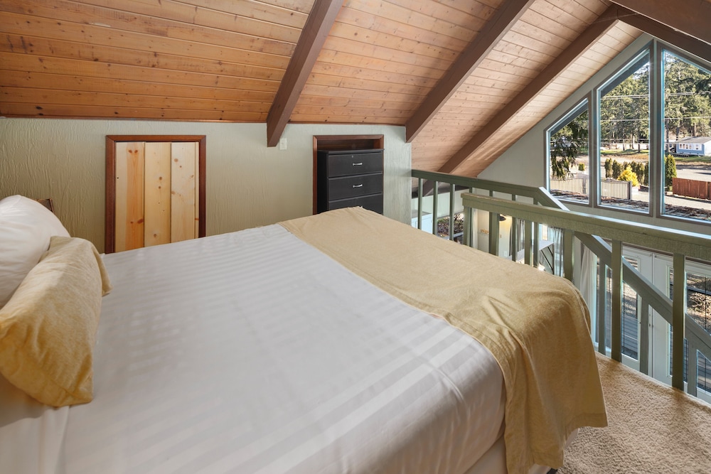 Robinhood Village Resort - photo 3