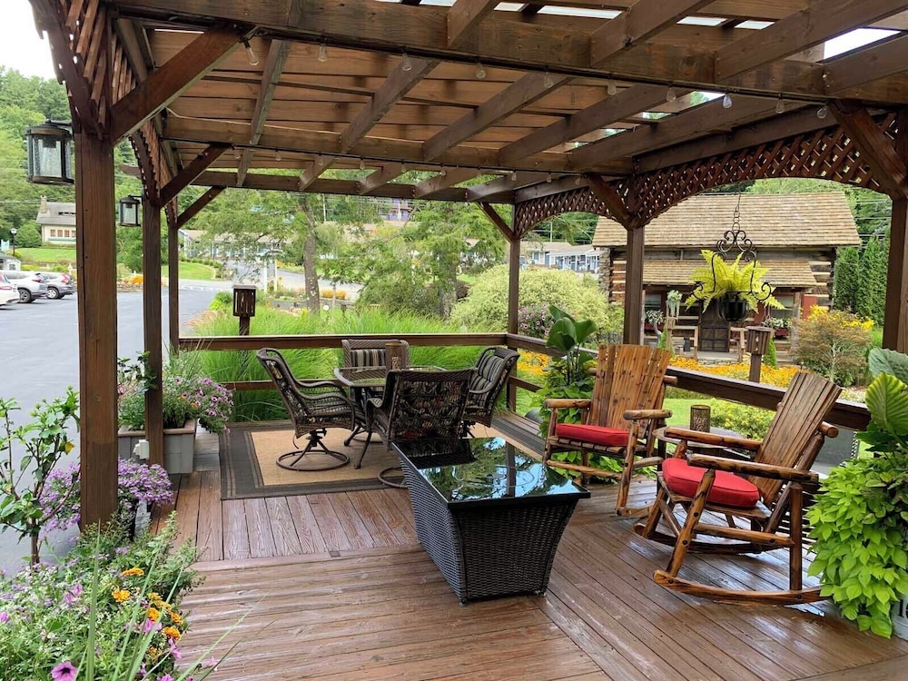 Azalea Garden Inn - photo 27