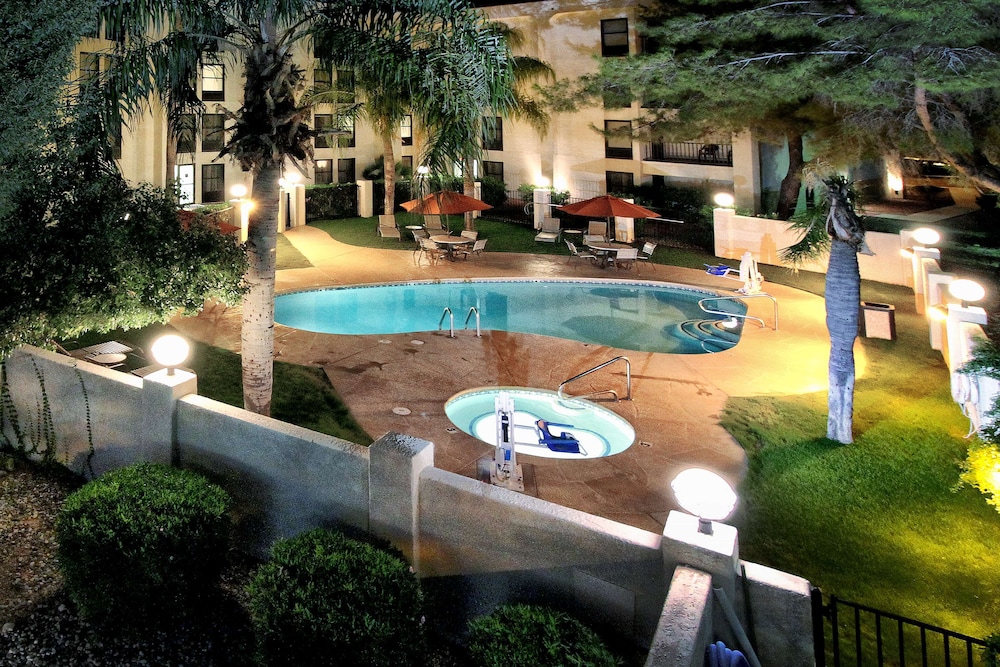 Hampton Inn Tucson Airport - photo 38