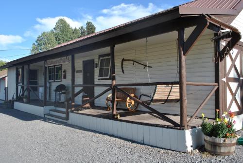 Aspen Inn - photo 11