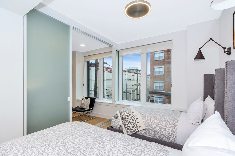 Dharma Home Suites Hoboken at Grand - photo 14