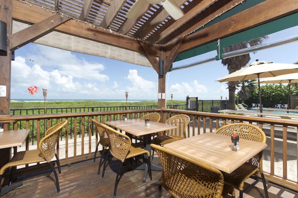 The Palms Resort - photo 24